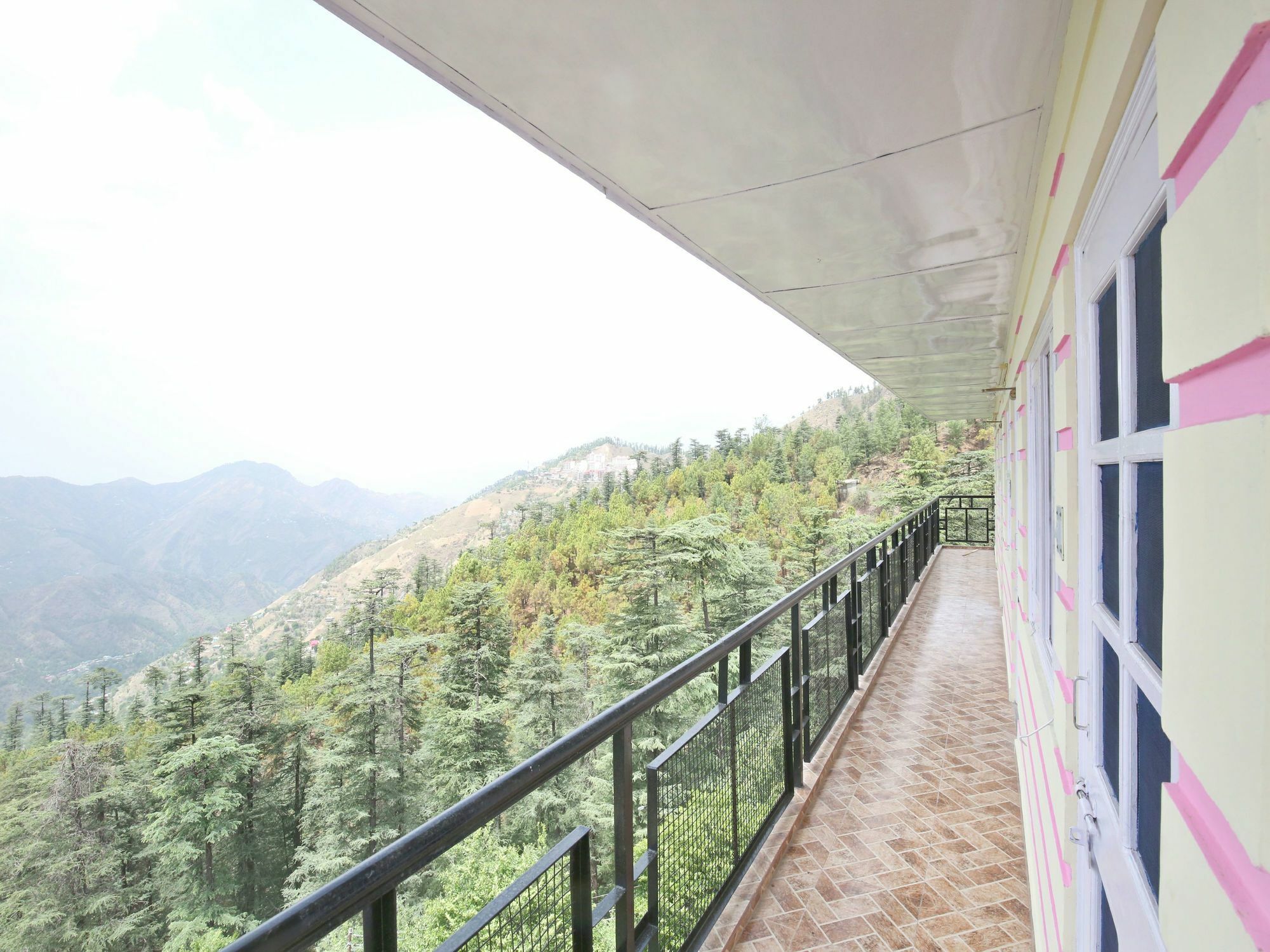 Oyo 13921 Home Valley View Near Kamyana Shimla Exterior photo